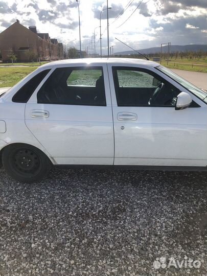 LADA Priora 1.6 МТ, 2014, 331 335 км