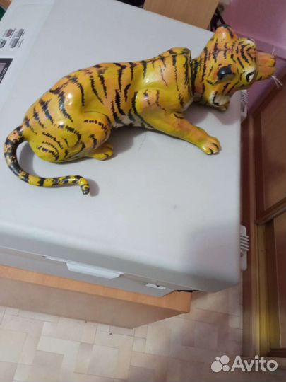 Игрушка Тигр для автомобиля