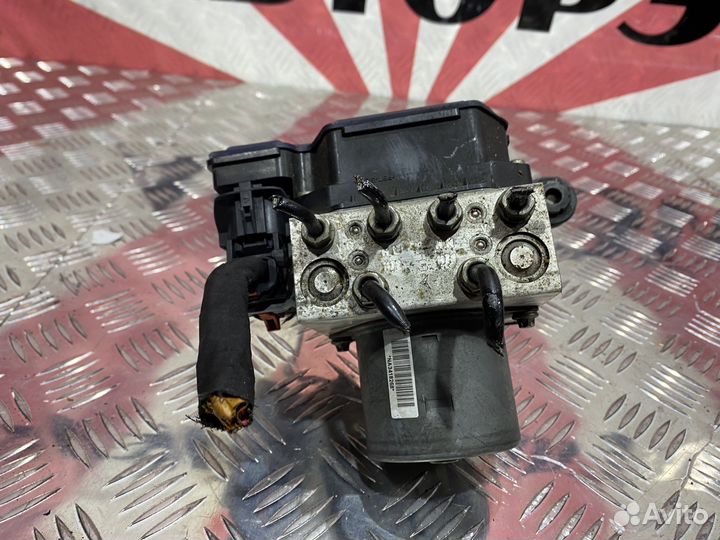 Блок ABS Volkswagen Tiguan 1