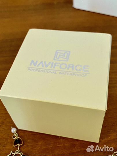 Часы наручные женские Naviforce nf7102