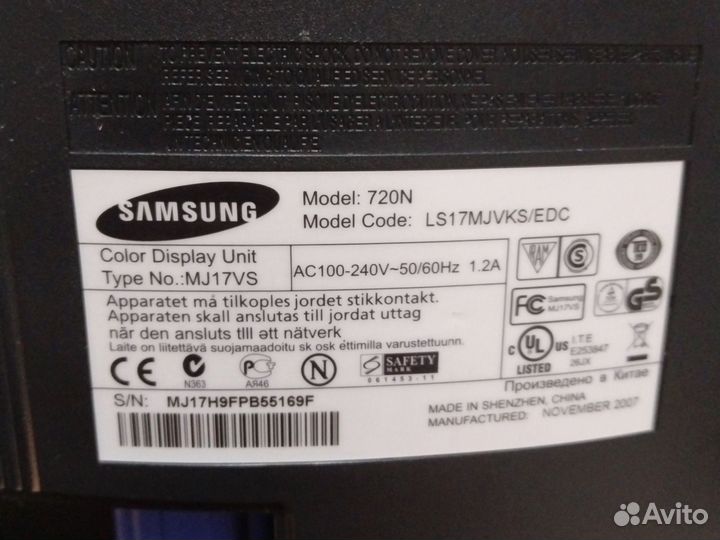 Монитор samsung syncmaster720N