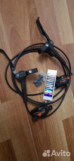 Гидравлический тормоз для велосипеда Shimano MT200