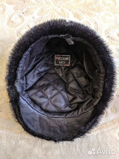 Мужская шапка из нерпы с козырьком