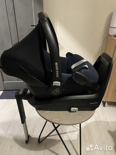 Автолюлька maxi cosi pebble с базой