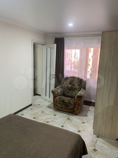 Комната 35 м², 1/3 эт.