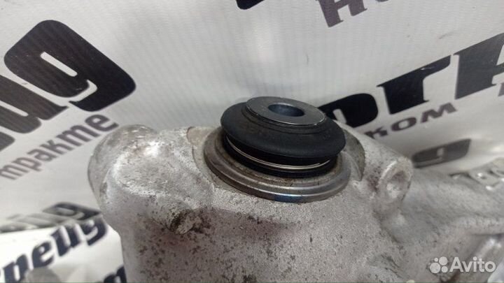 Кулак поворотный задний правый Audi A4 8K2 cdhb