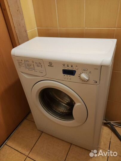 Стиральная машина indesit