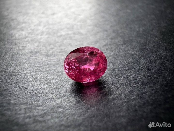 Очень яркий турмалин рубеллит 2,21 ct