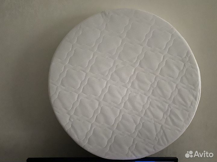 Матрас в круглую кроватку