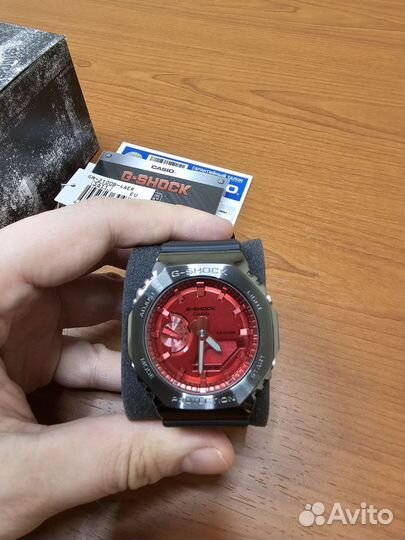 Часы Casio G-Shock GM-2100B-4AER