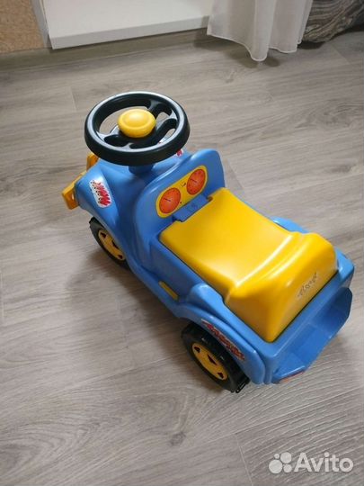 Машинка каталка