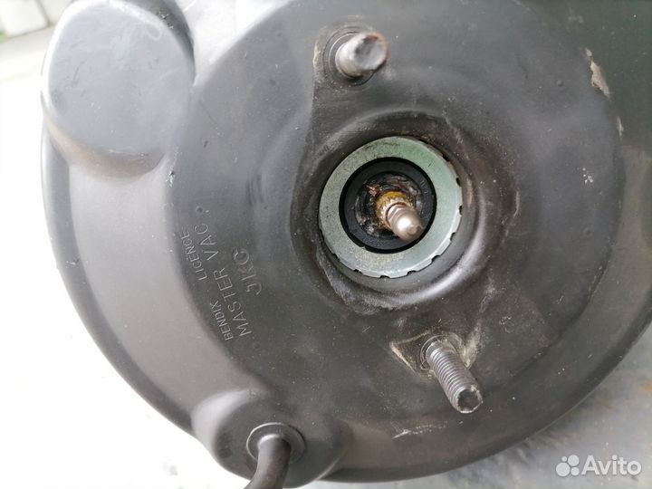 Вакуумный усилитель тормозов