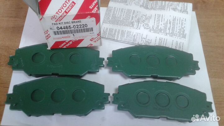 Колодки тормозные передние Тойота Аурис / Корола