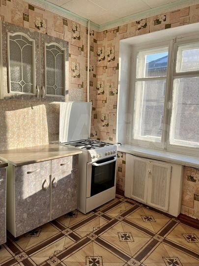 2-к. квартира, 42 м², 3/4 эт.