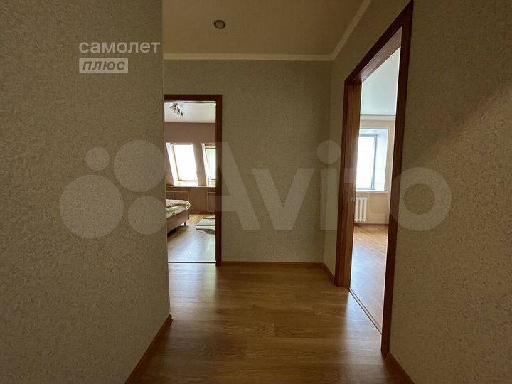 3-к. квартира, 107 м², 9/10 эт.