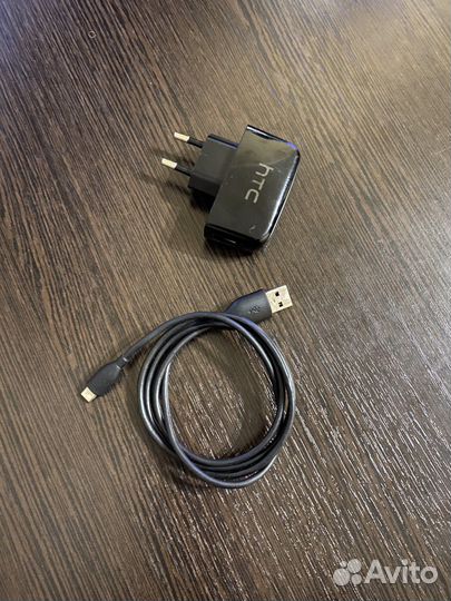 Зарядка с кабелем micro USB