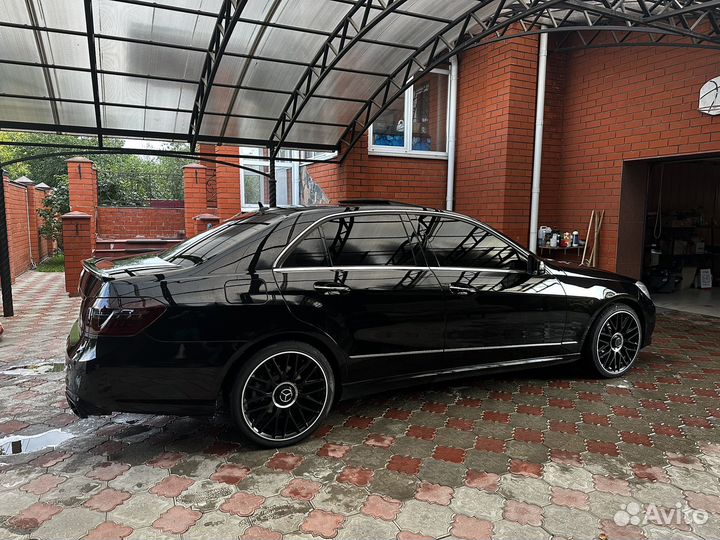 Mercedes-Benz E-класс 3.5 AT, 2009, 200 000 км