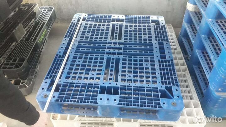 Пластиковые поддоны бу