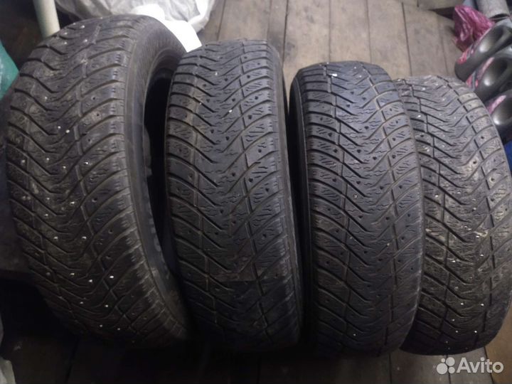 Yokohama Ice Guard IG65 215/65 R17 103