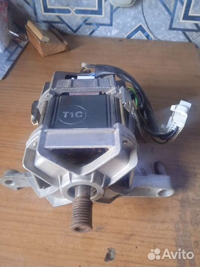 Двигататель стиральной машины