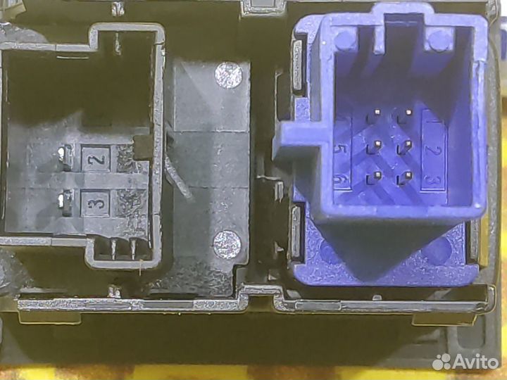 Кнопка аварийной сигнализации Volkswagen Jetta JEM