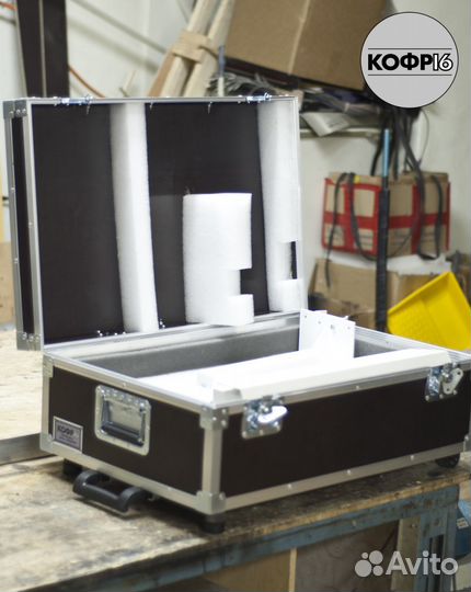 Кейс для светового оборудования с ложементом