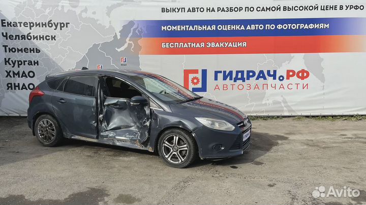 Торпедо Ford Focus 3 1851699