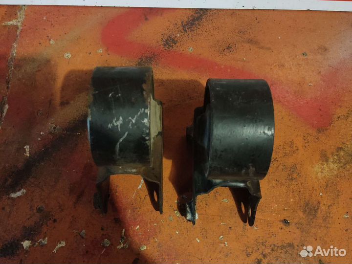 Подушка кпп задняя на лыжу mitsubishi RVR 1991-97