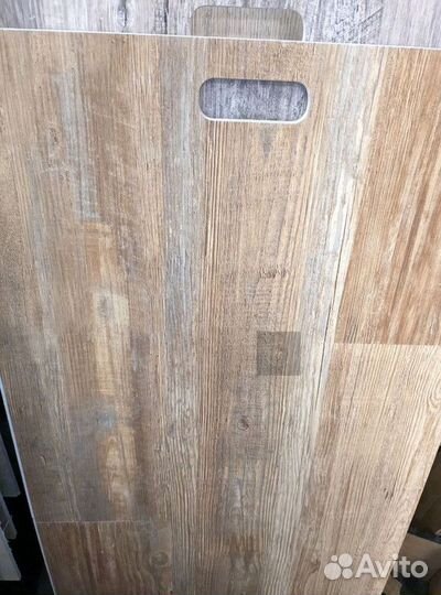 Кварцвиниловая плитка замковая