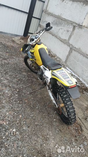 Suzuki drz 400e