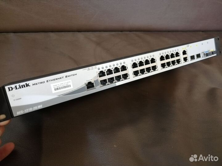 Des 1210 - 28ме коммутатор D-Link