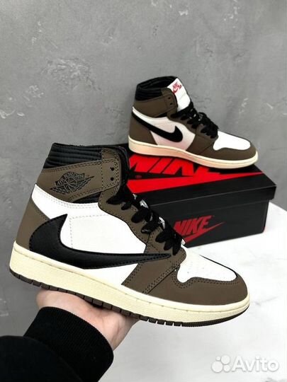 Nike Jordan 1 Retro High Travis Scott Mocha