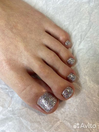 Аппаратный педикюр