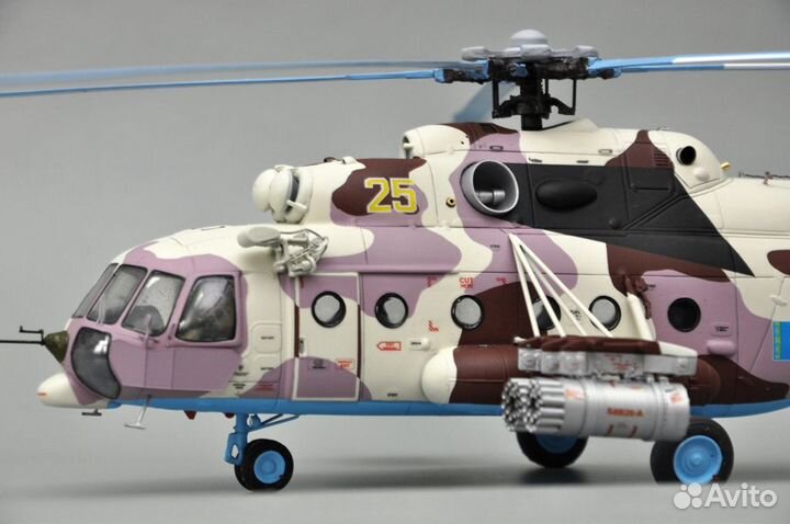 Сборщик сувенирных авиамоделей, моделист, макетчик