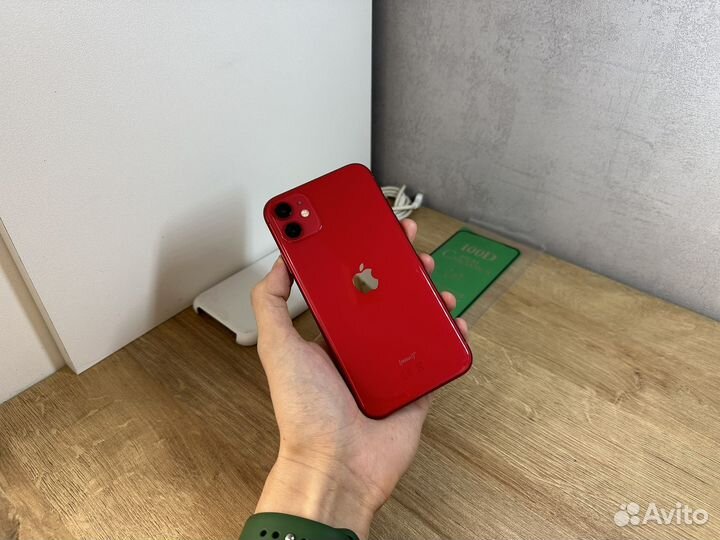 iPhone 11, 64 ГБ