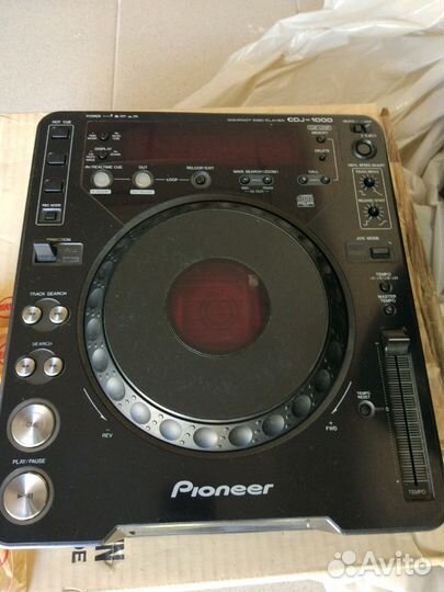 Pioneer -CDJ 1000