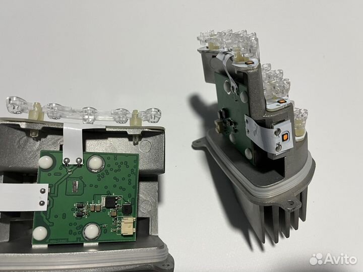 Ежик поворотника фары BMW E90 рестайлинг бмв Е90