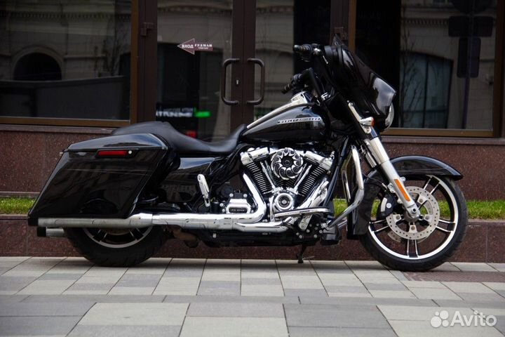 Мотоцикл harley davidson street glide special (flh