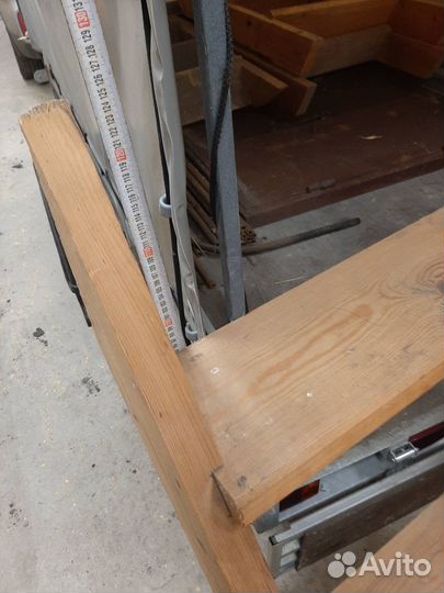 Плинтус деревянный