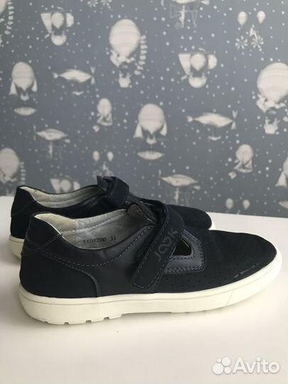 Туфли / сандалии / ботинки для школы и сада