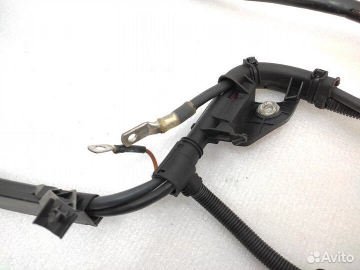 Провод стартера Audi A6 C7 1.8 CYG 2018