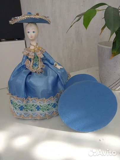 Кукла - шкатулка для украшений