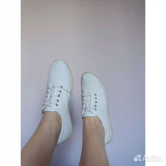 Кроссовки кеды полуботинки натуральная кожа 39