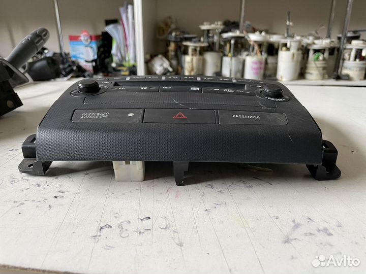 Панель управления магнитолы Outlander XL