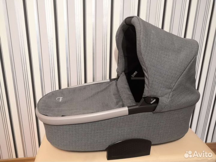 Продаетсч коляска Teutonia 2в1