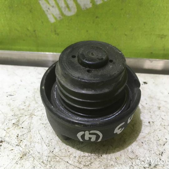 Крышка топливного бака Фольксваген Гольф 3 Венто