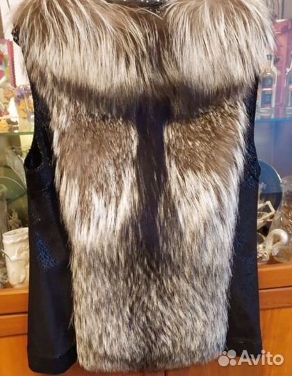 Жилет лиса чернобурка фирменная