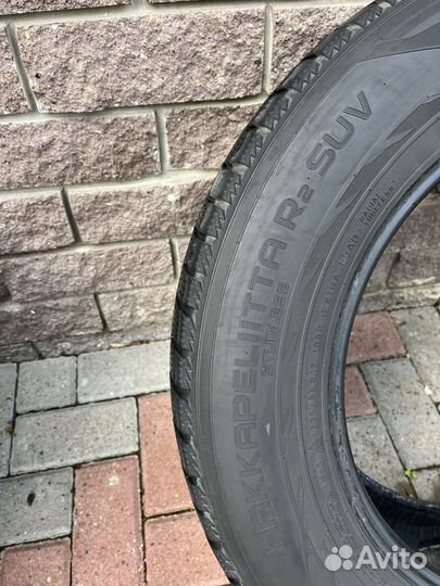 Nokian Tyres Hakkapeliitta R2 SUV 235/65 R17 108