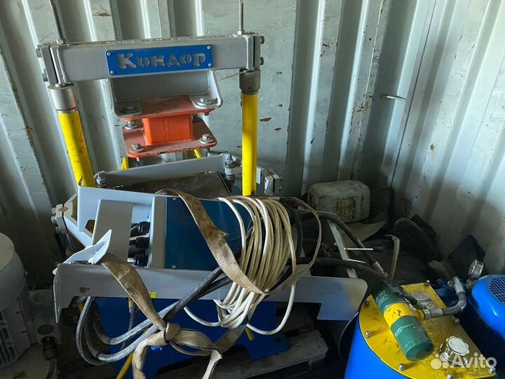 Вибропресс Кондор-1-90-тб (производство блоков)