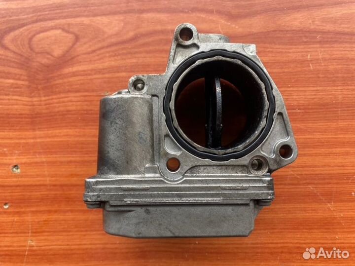 Дроссельная заслонка Vw Passat B5+ AWT 2002